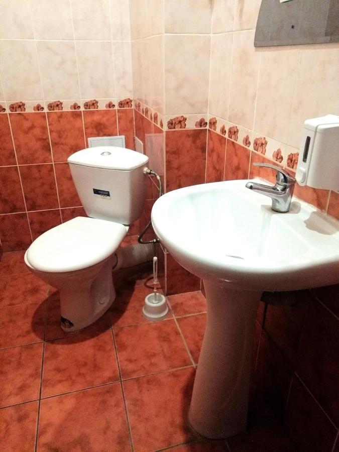 Sport Hotel Pinsk Eksteriør bilde