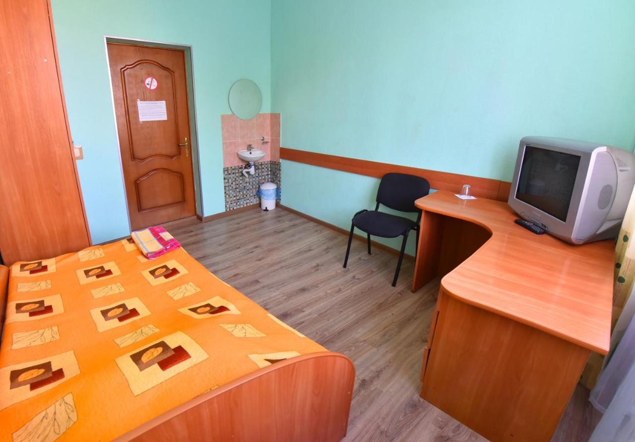 Sport Hotel Pinsk Eksteriør bilde