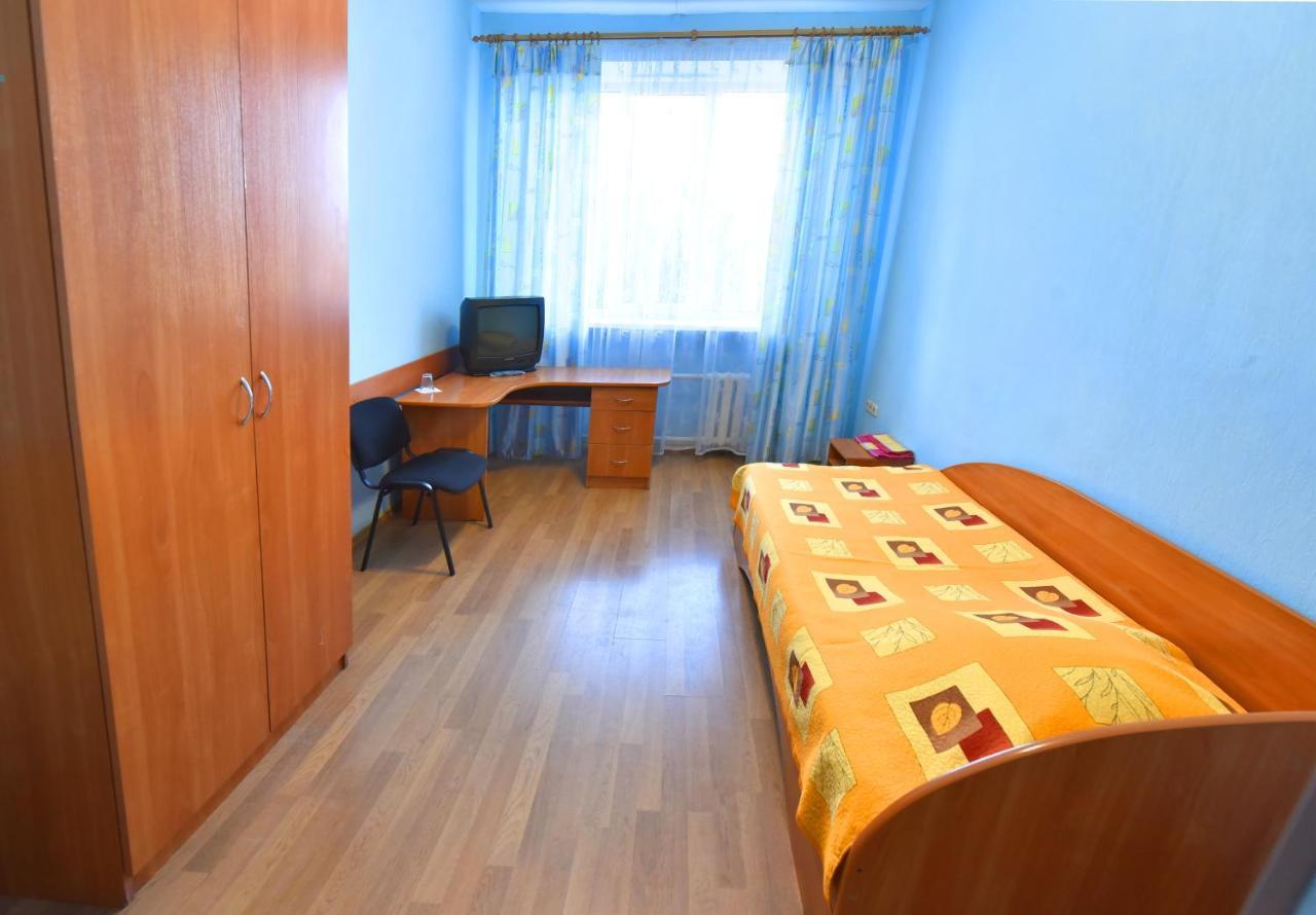 Sport Hotel Pinsk Eksteriør bilde